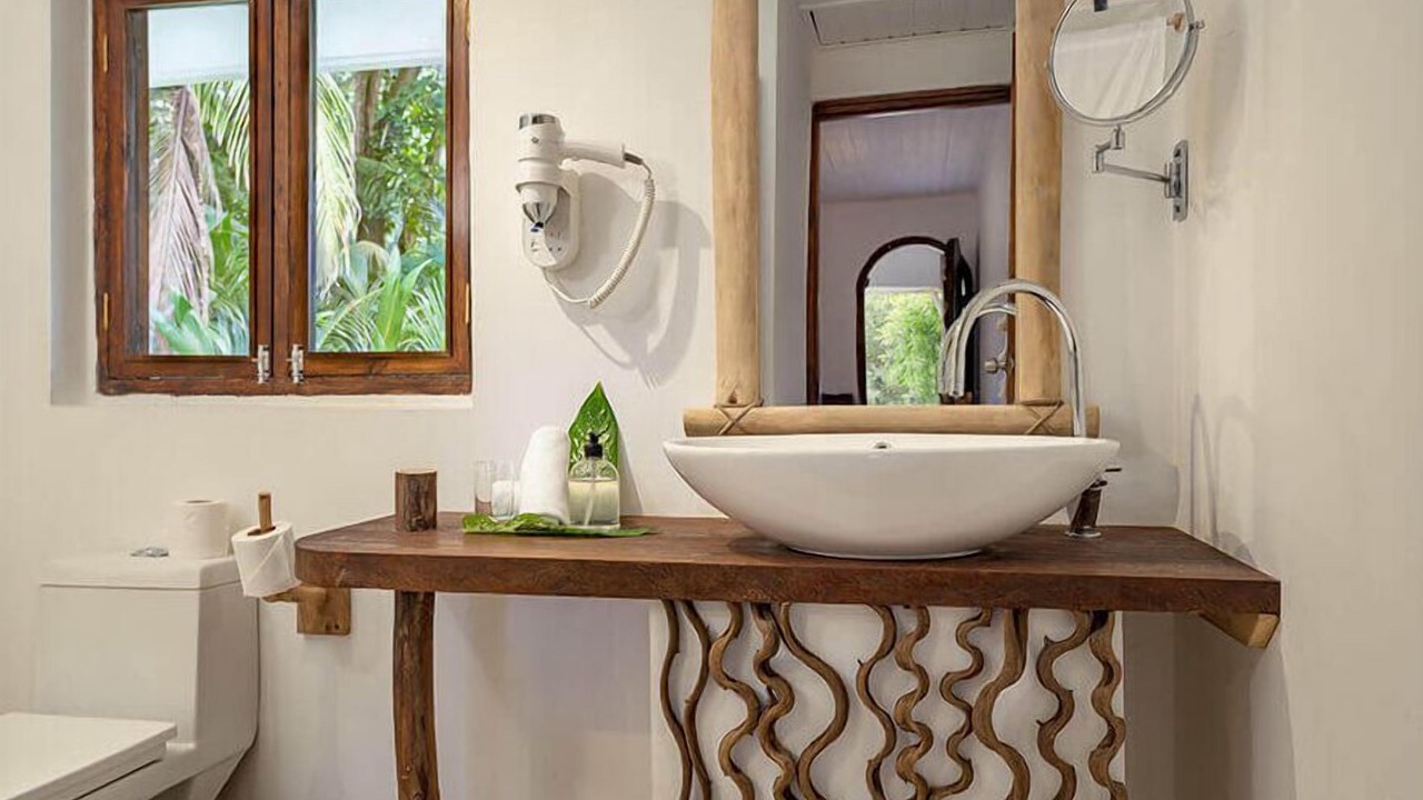 Photo of Bathroom in Praslin Island