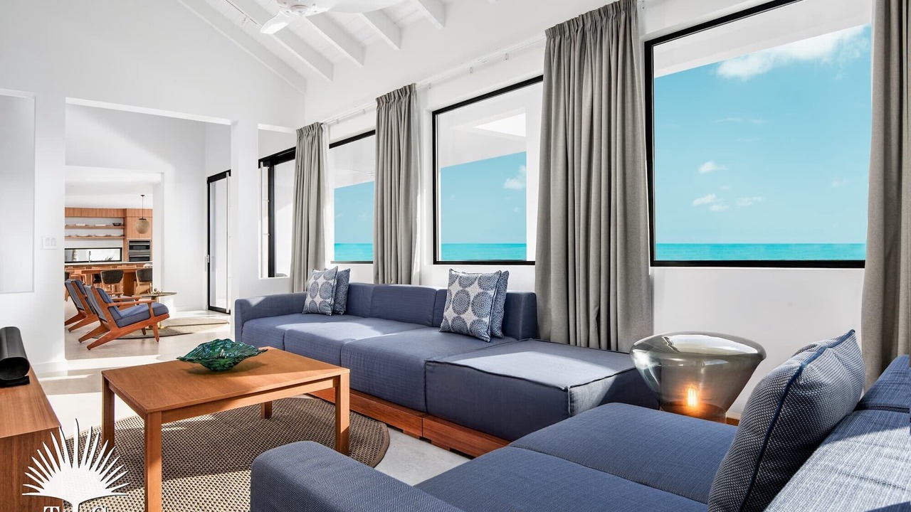 Photo of Livingroom in Ocean Point