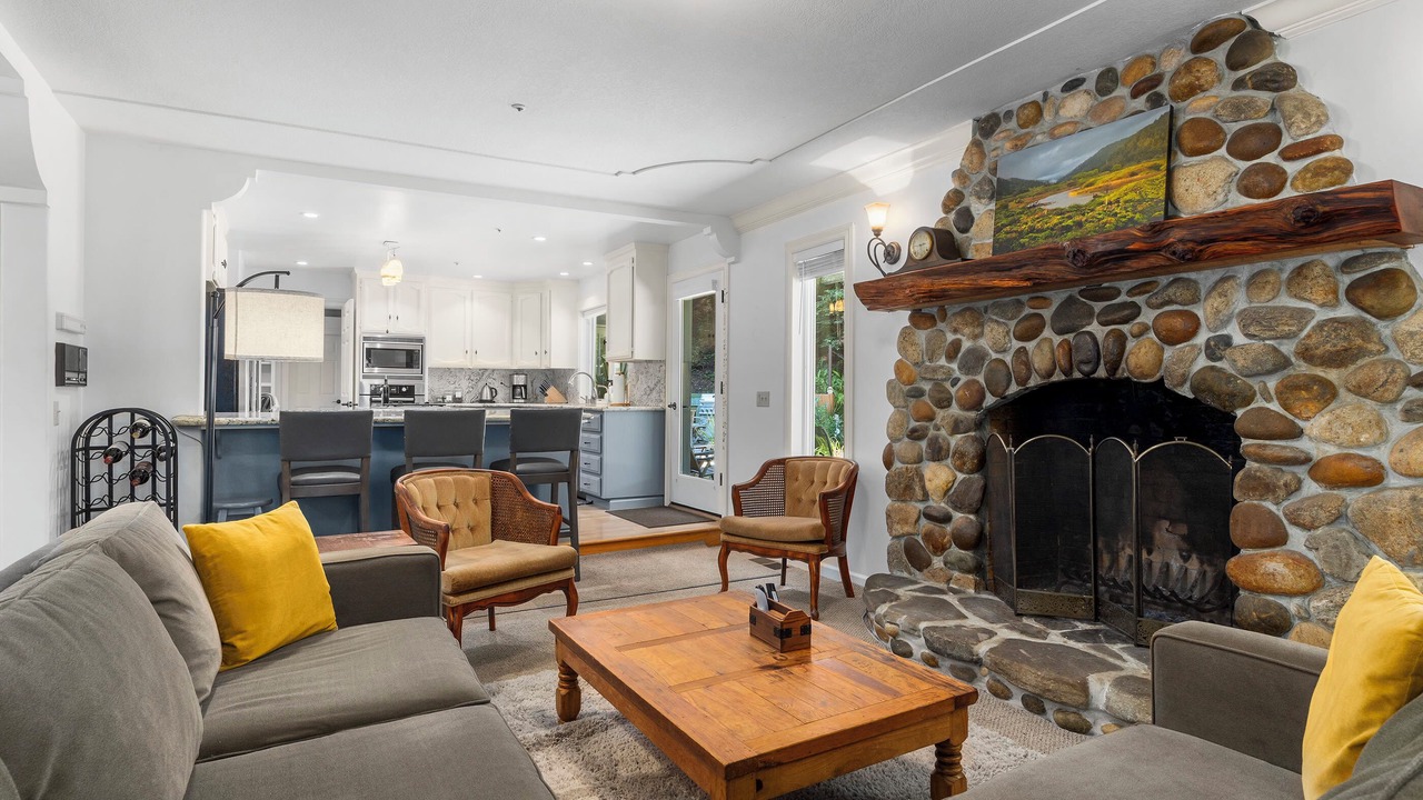Photo of Livingroom in Aptos