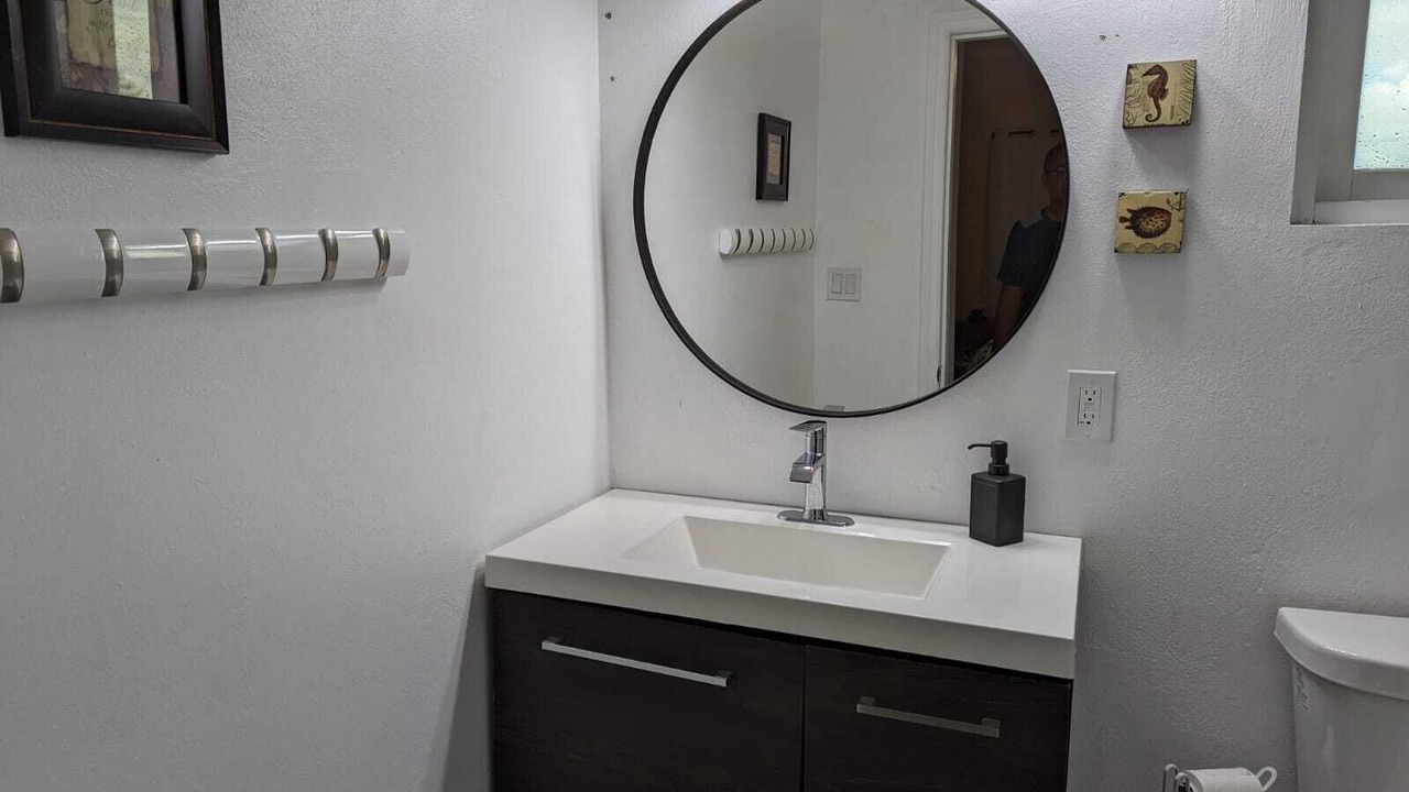 Photo of Bathroom in Cockburn Town