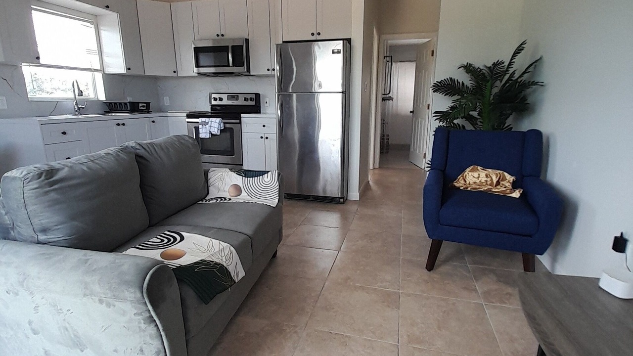 Photo of Livingroom in Long Bay Hills