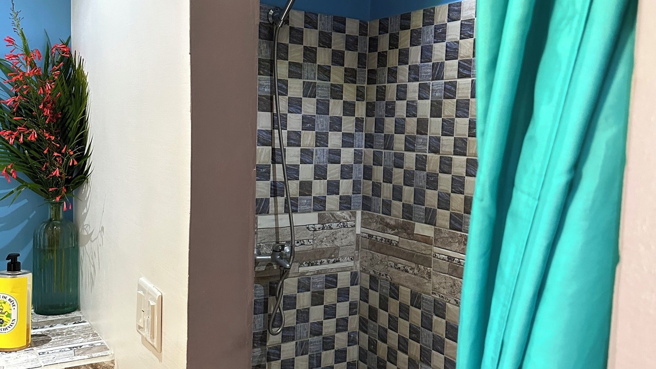 Photo of Bathroom in Nunue