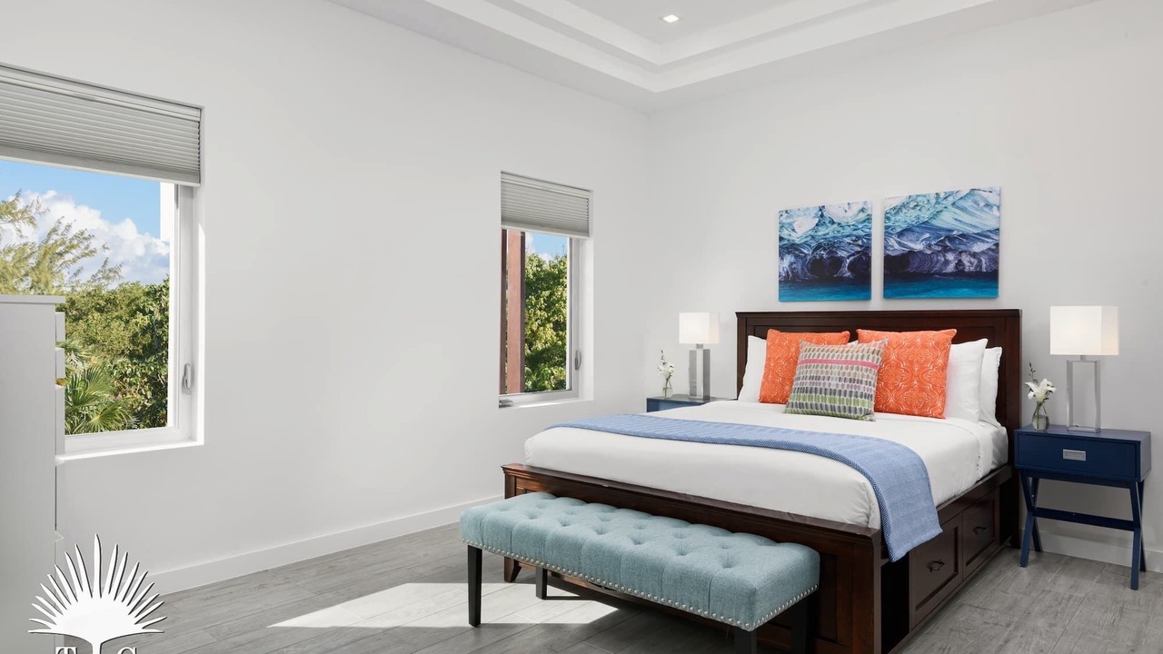 Photo of Bedroom in Leeward Settlement