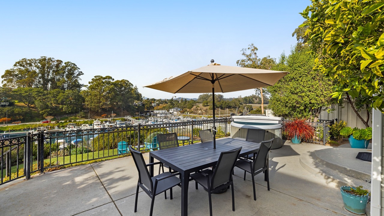 Photo of Outdoor in Eastside Santa Cruz