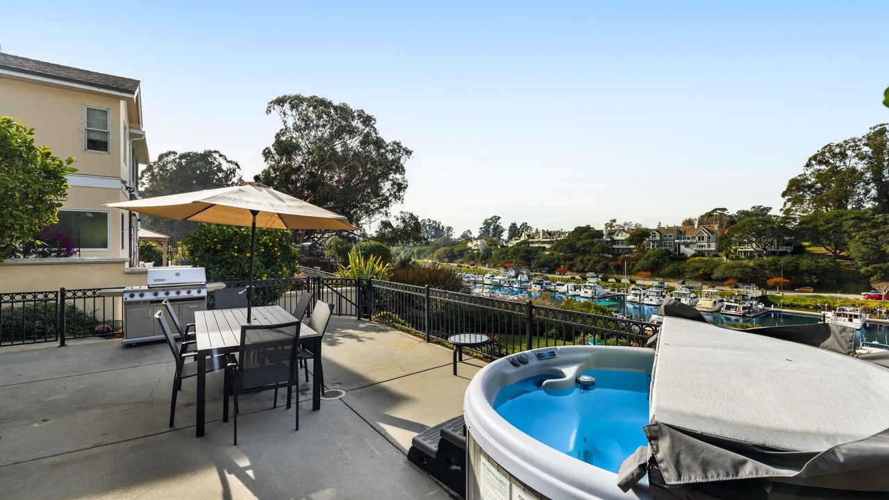Photo of Outdoor in Eastside Santa Cruz