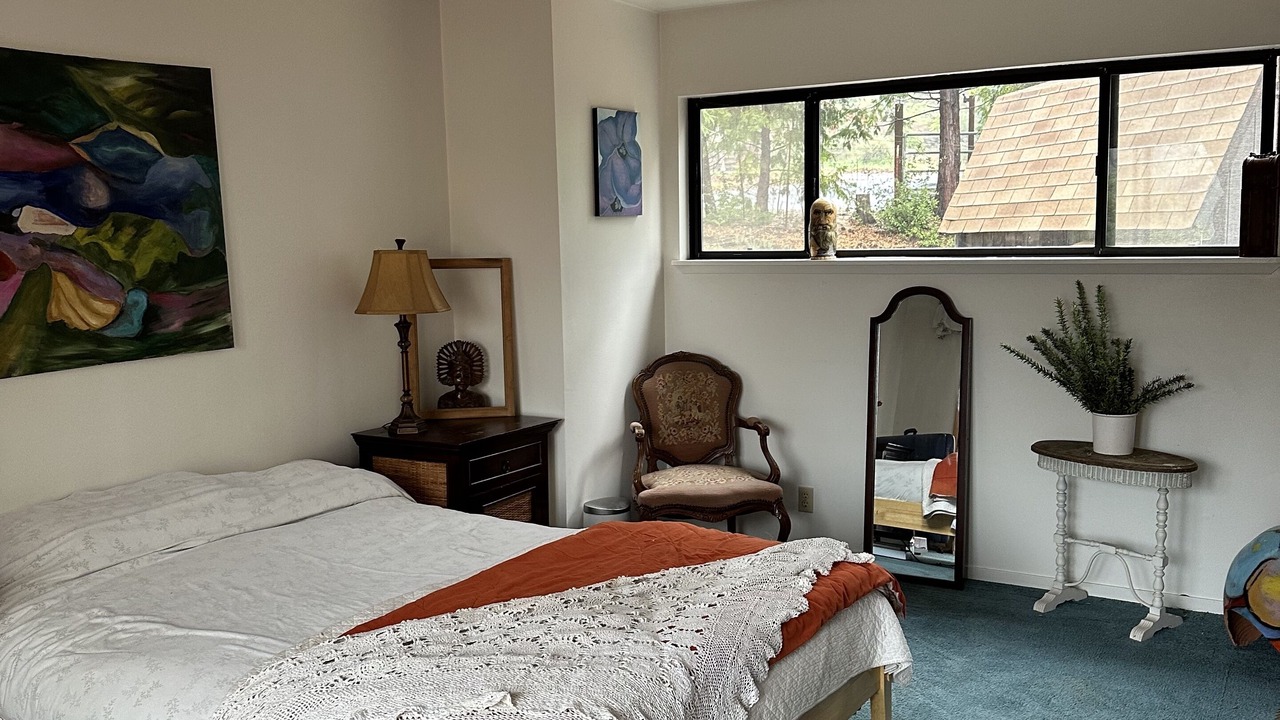 Photo of Bedroom in Santa Cruz