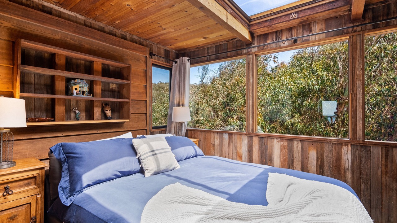 Photo of Bedroom in Watsonville