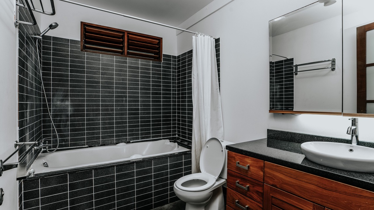Photo of Bathroom in Siligita