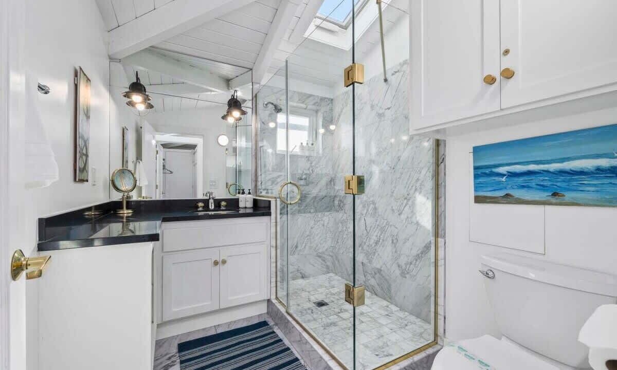 Photo of Bathroom in Eastside Santa Cruz