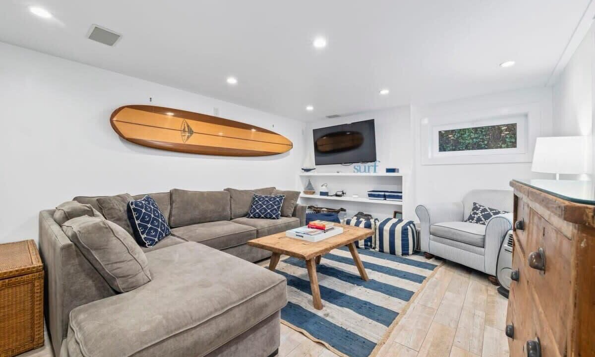 Photo of Bedroom in Eastside Santa Cruz