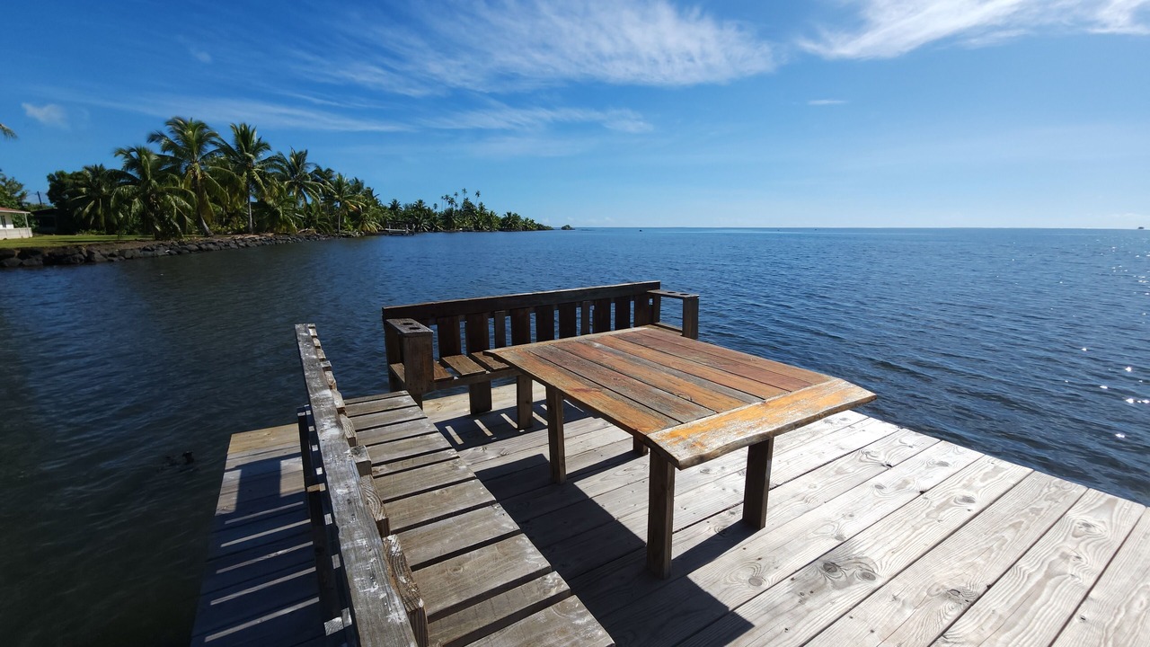 Photo of Outdoor in Teahupoo