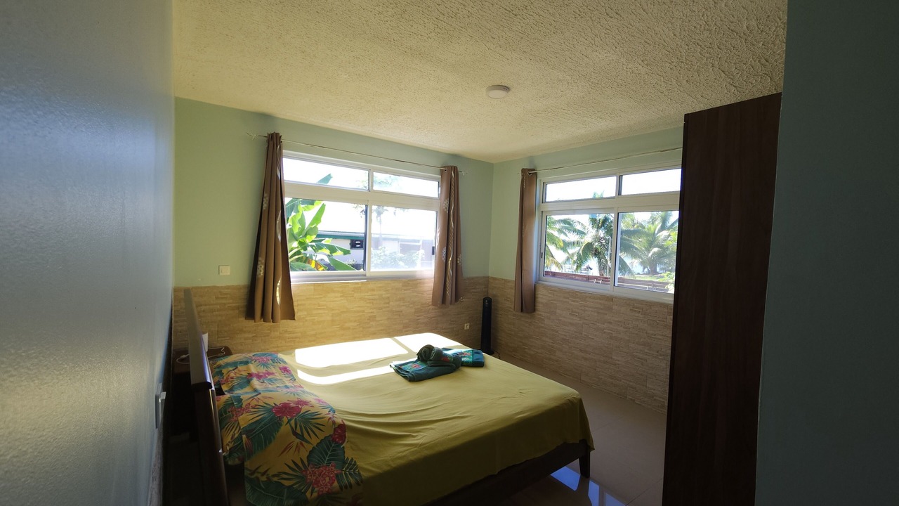 Photo of Bedroom in Teahupoo