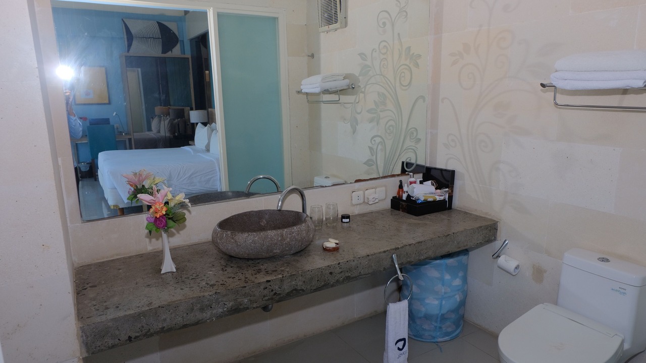Photo of Bathroom in Mumbul