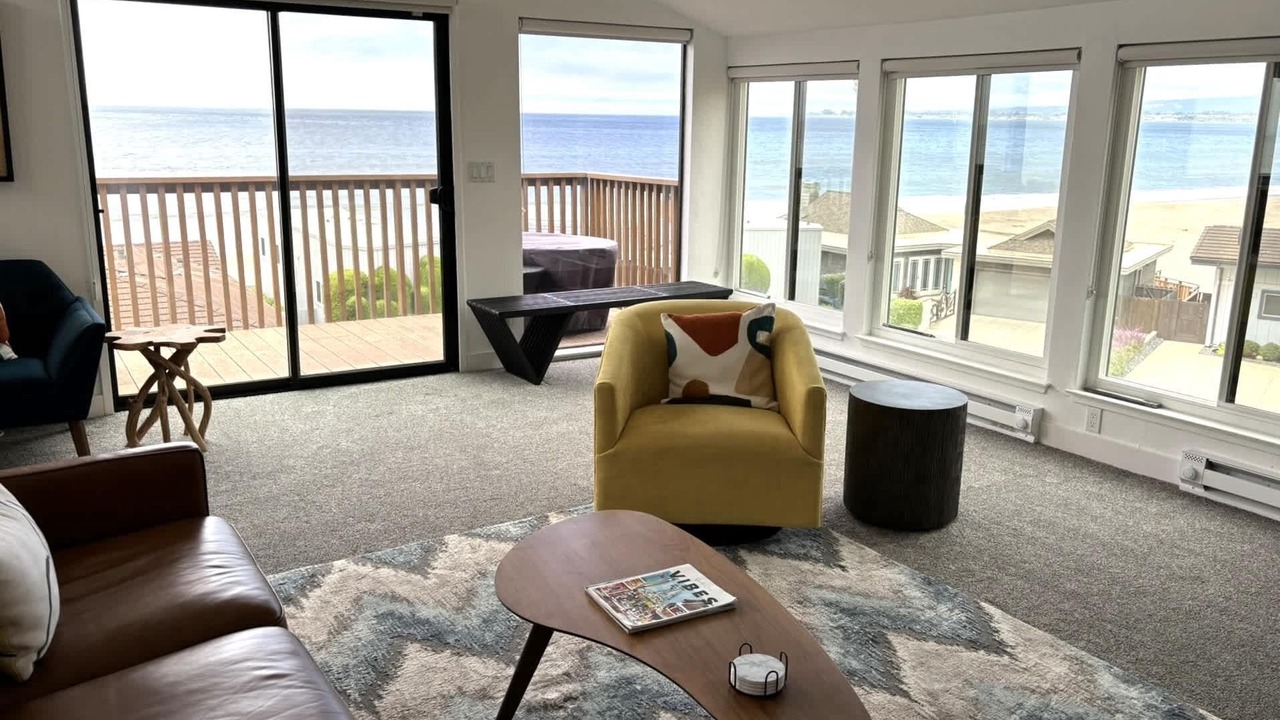 Photo of Livingroom in Rio del Mar