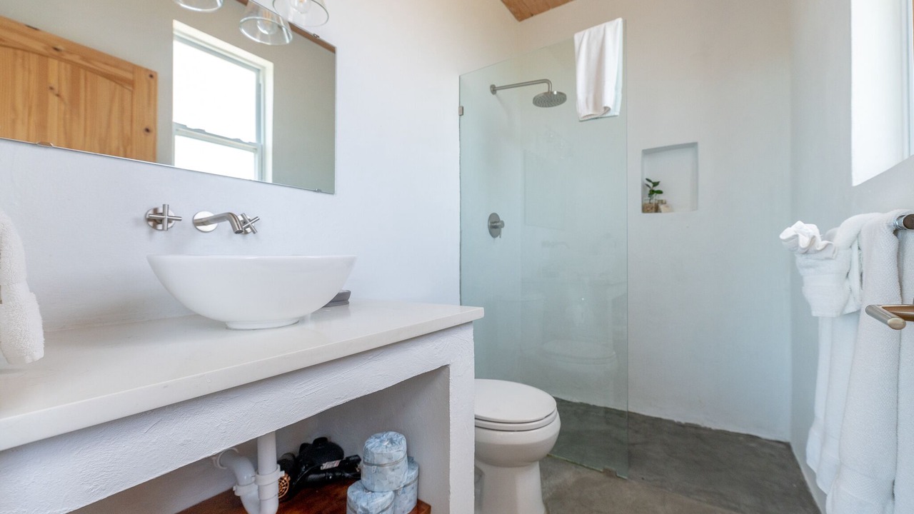 Photo of Bathroom in Long Bay Hills