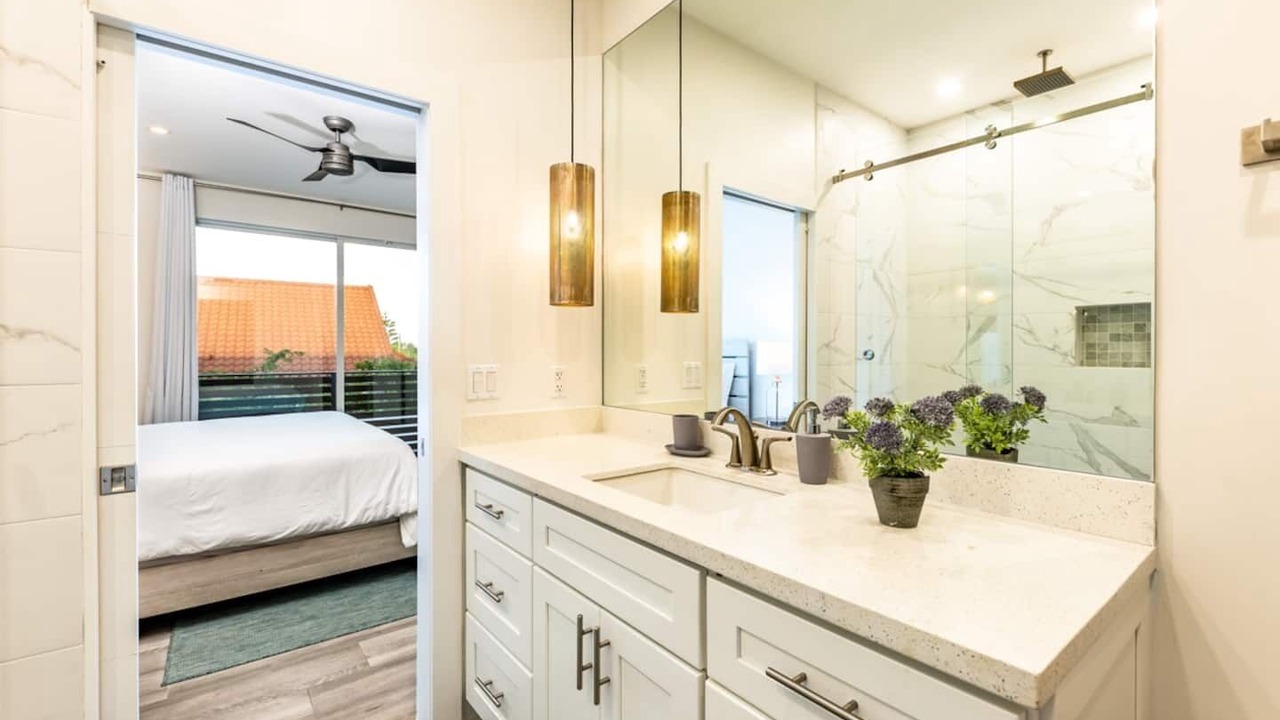 Photo of Bathroom in Long Bay