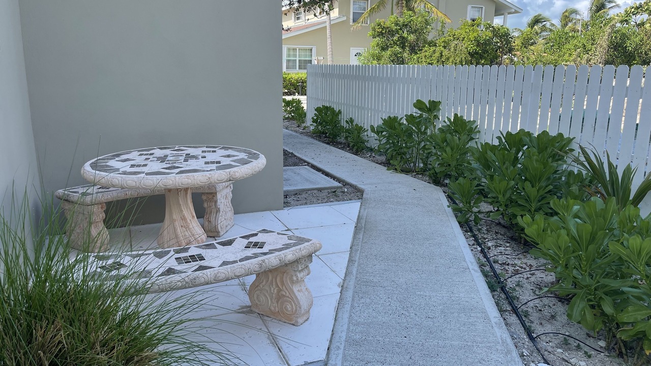 Photo of Patio Balcony in Grace Bay