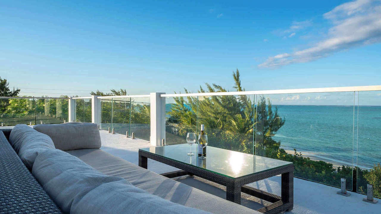 Photo of Patio Balcony in Middle Caicos