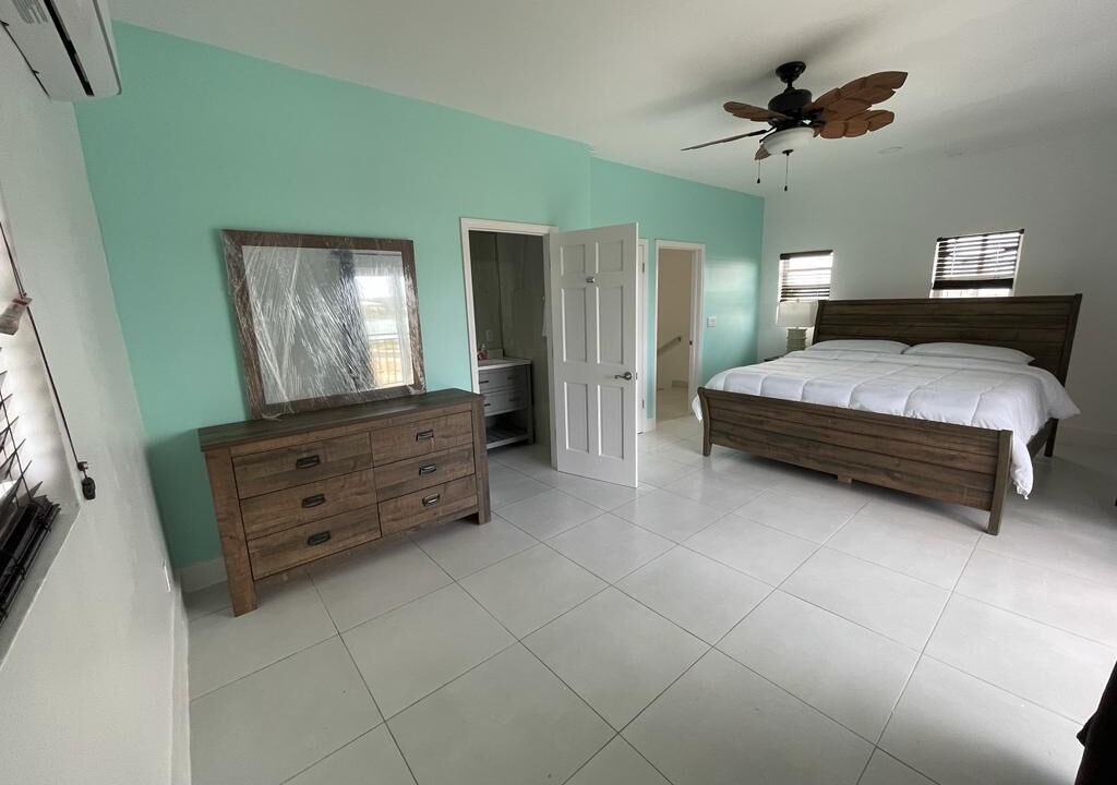 Photo of Bedroom in Discovery Bay