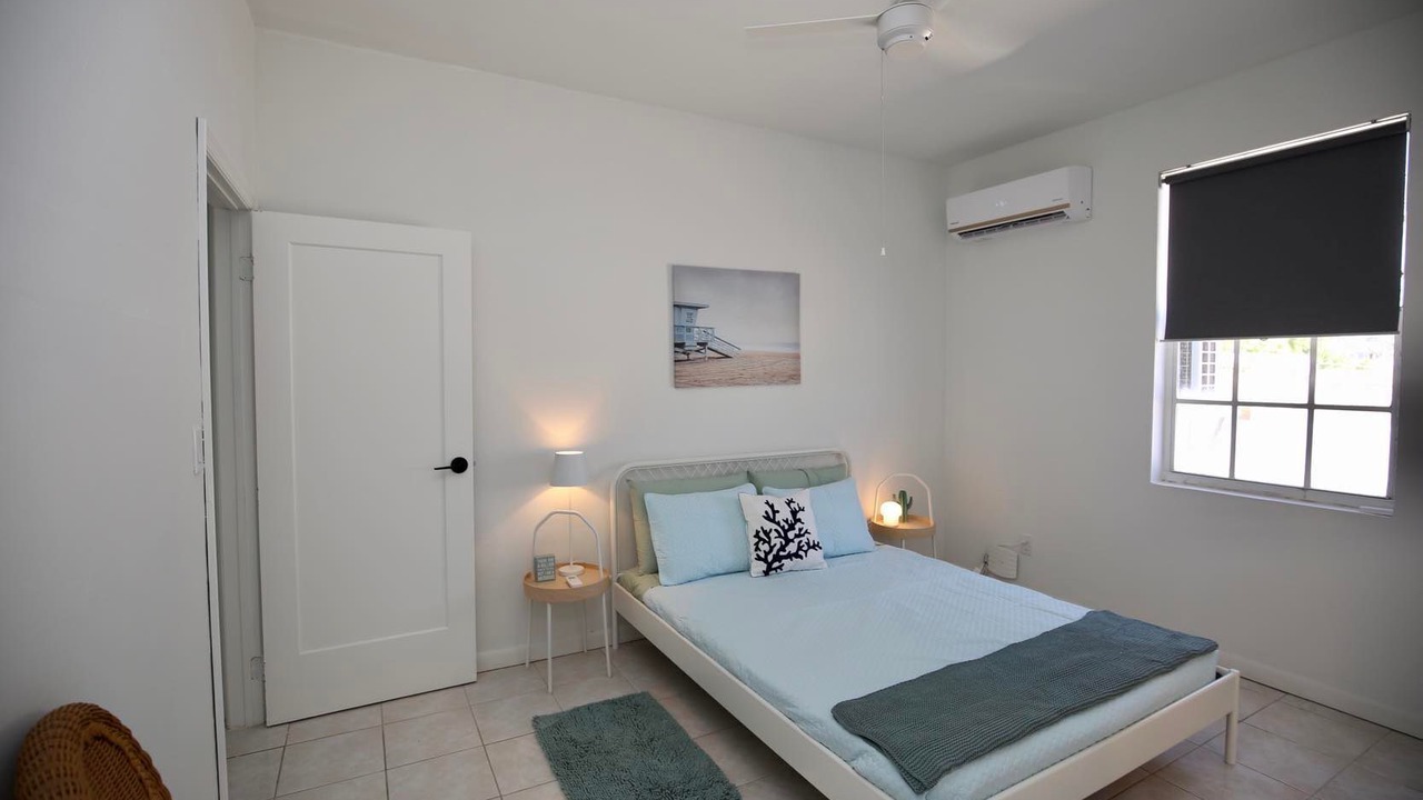 Photo of Bedroom in Cockburn Town