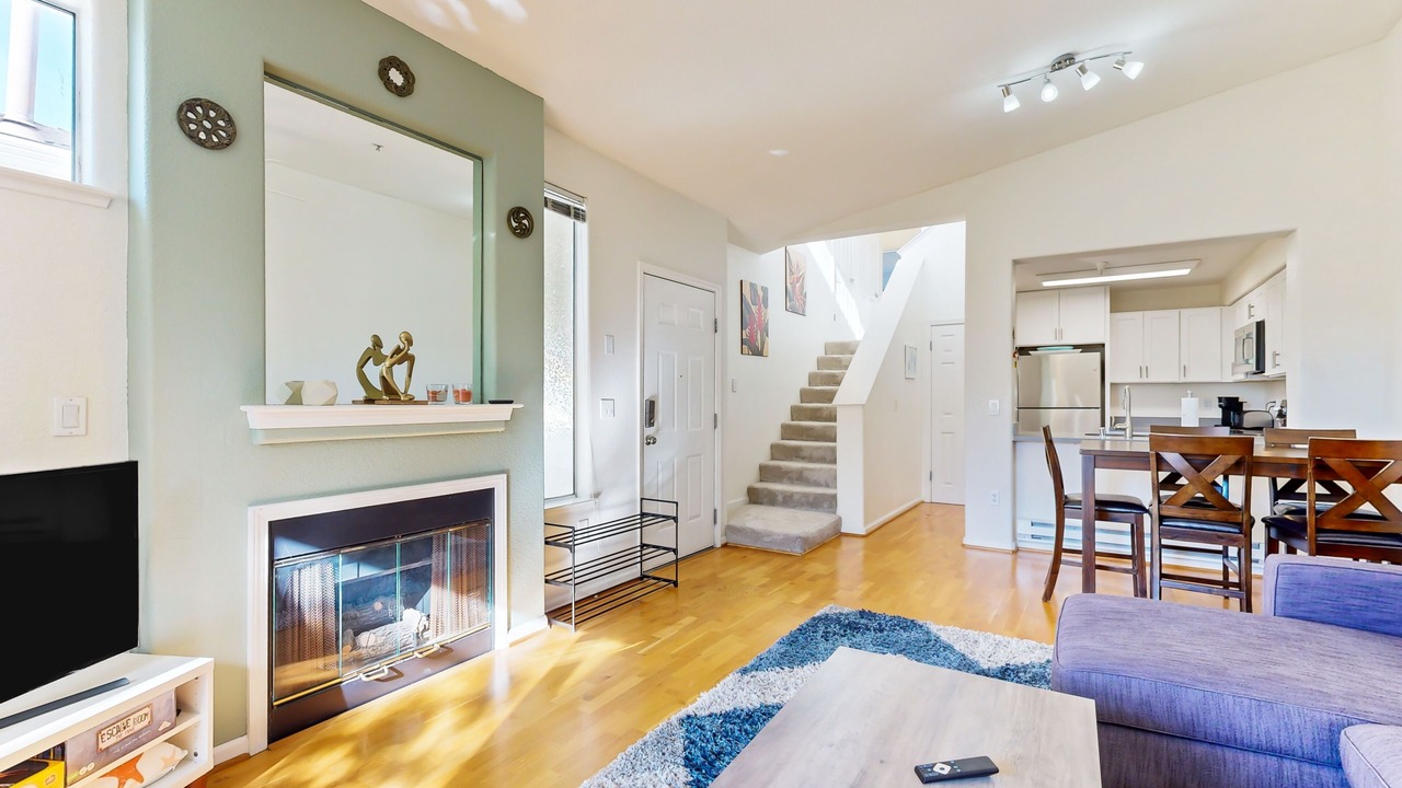 Photo of Livingroom in Westside Santa Cruz