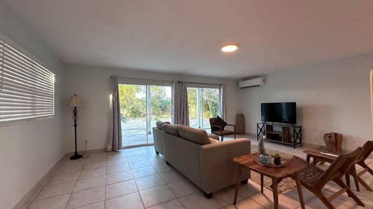 Photo of Livingroom in Discovery Bay