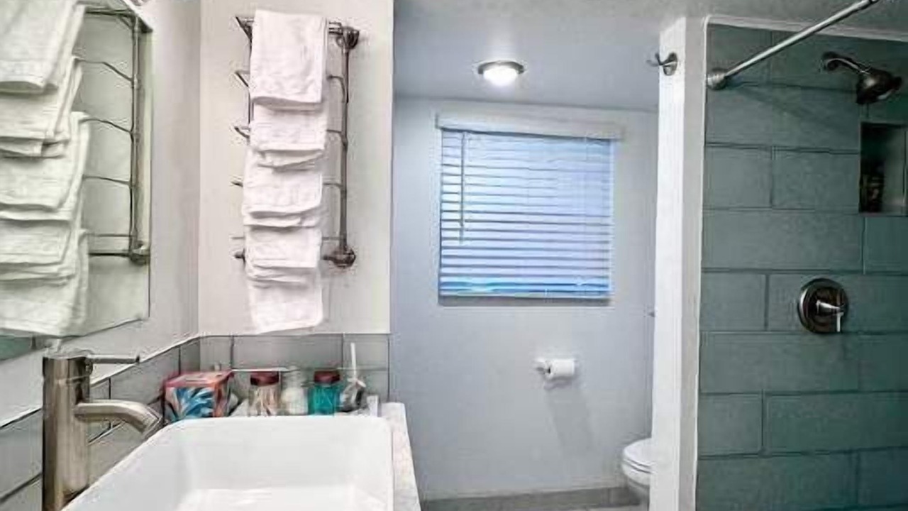 Photo of Bathroom in Discovery Bay