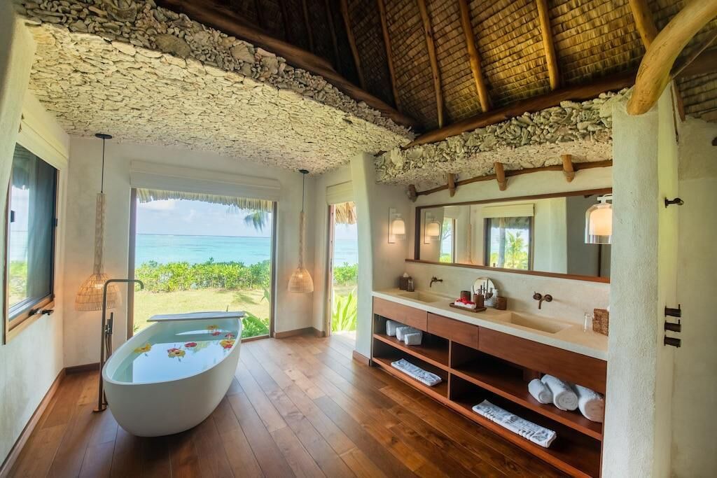Photo of Bathroom in Teahupoo
