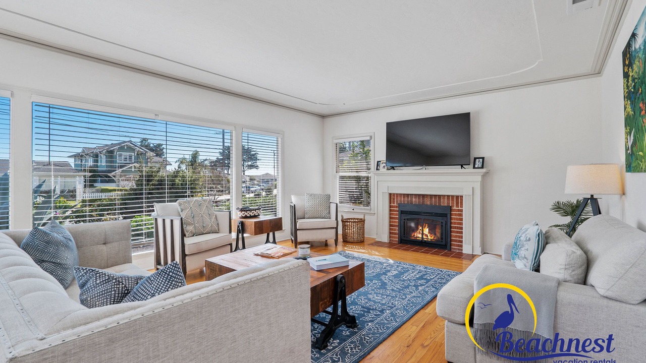 Photo of Livingroom in Opal Cliffs