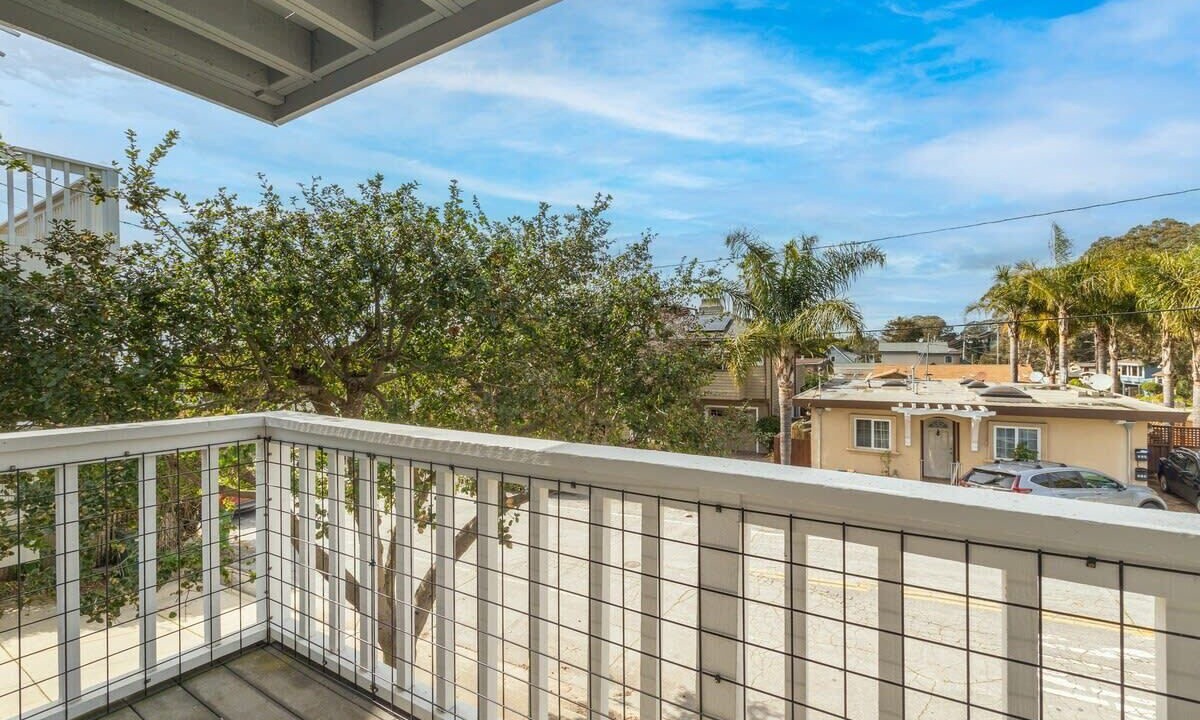 Photo of Patio Balcony in Eastside Santa Cruz