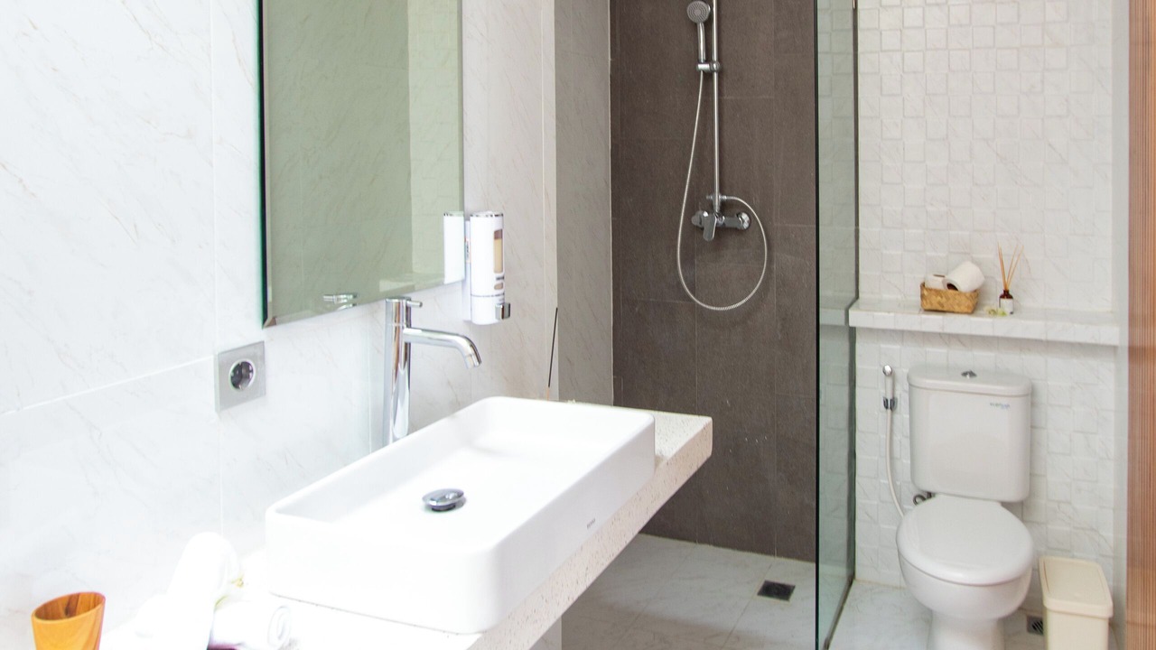 Photo of Bathroom in Padangsambian Klod