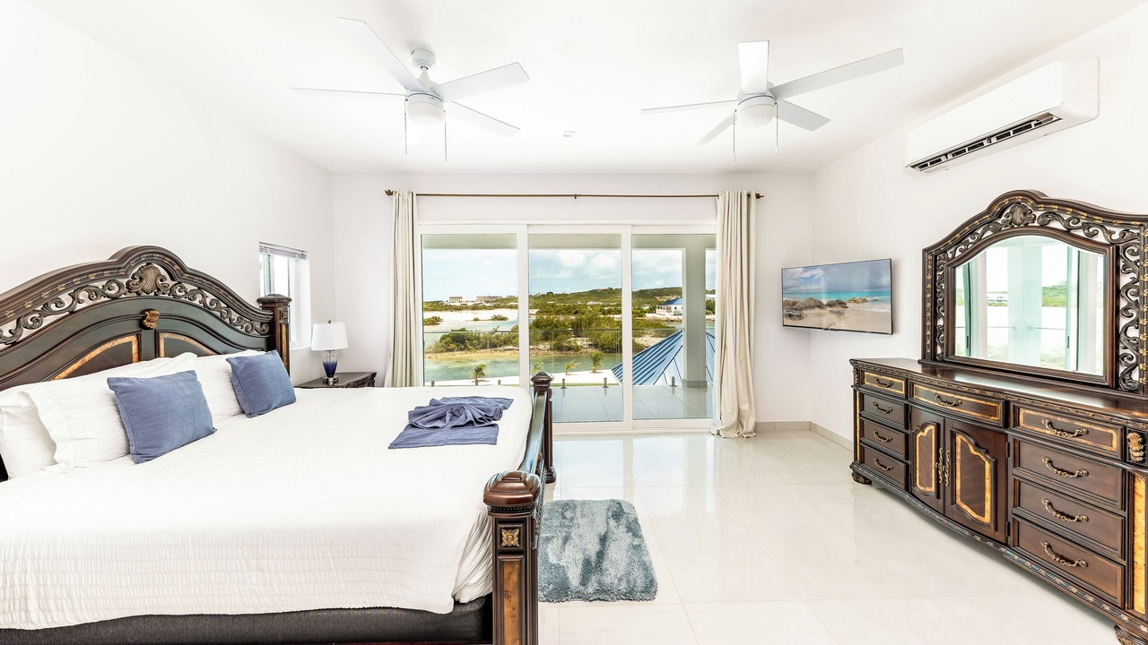 Photo of Bedroom in Discovery Bay
