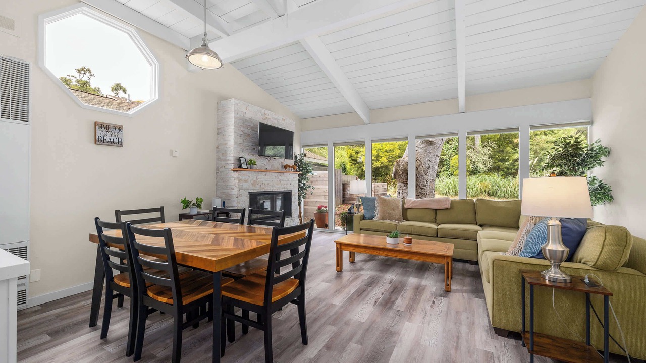 Photo of Bedroom in Rio del Mar