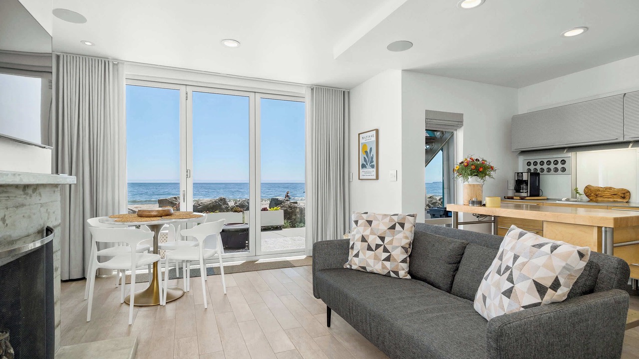 Photo of Livingroom in Rio del Mar