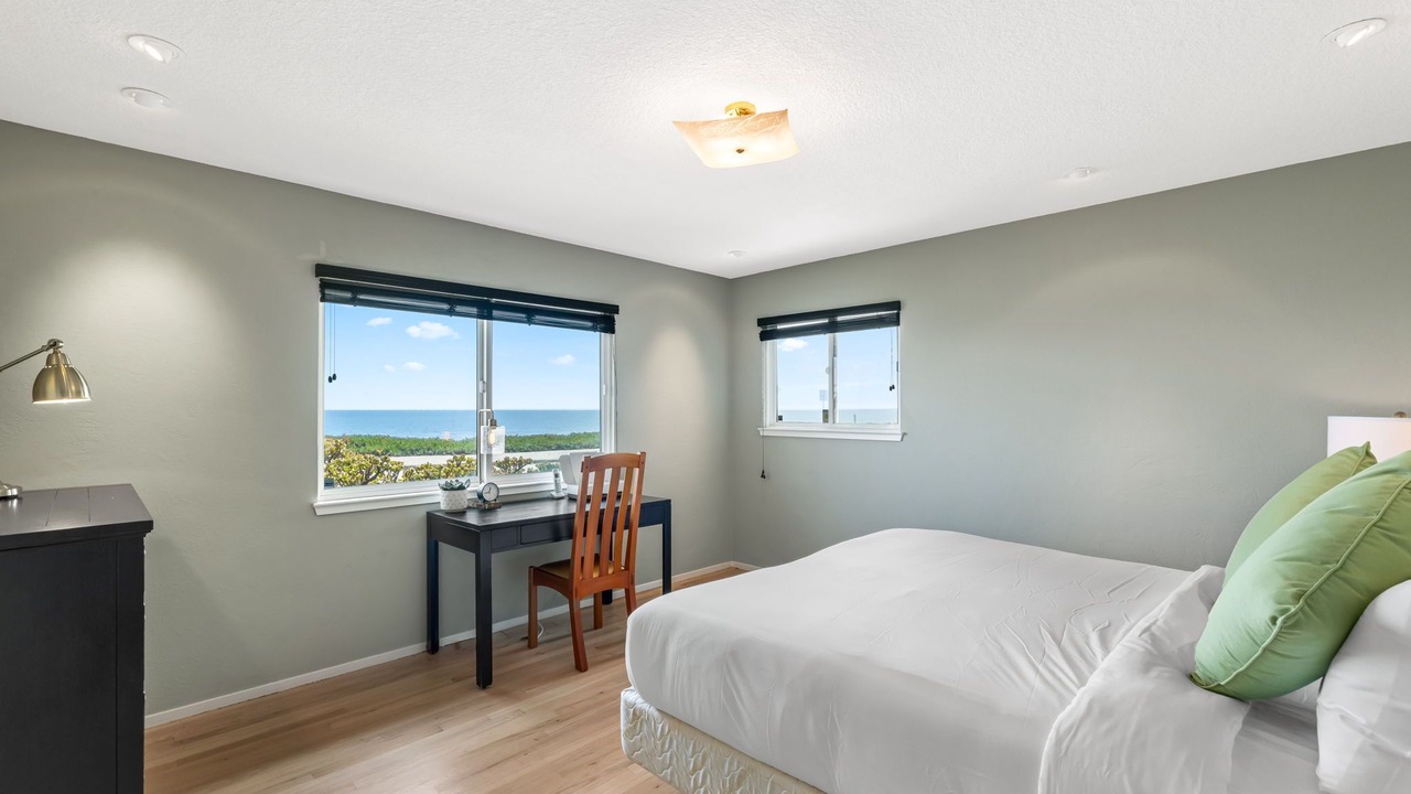 Photo of Bedroom in Westside Santa Cruz