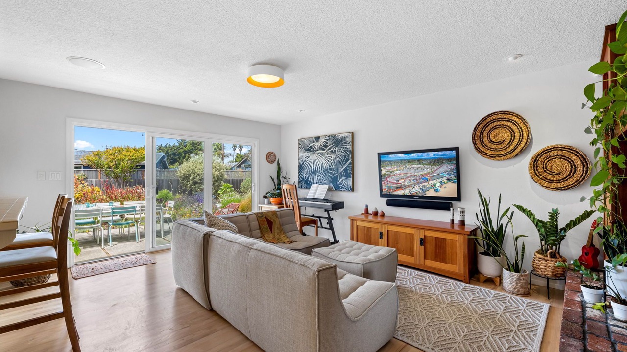 Photo of Bedroom in Westside Santa Cruz