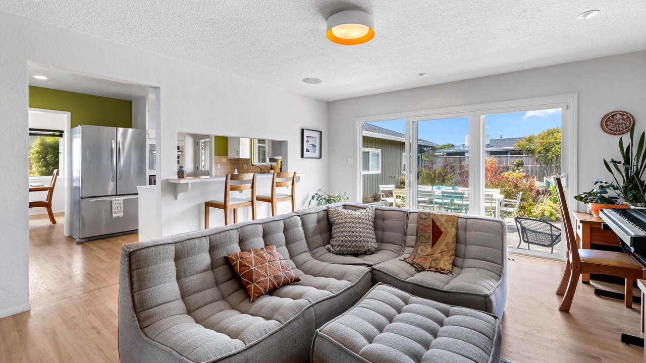 Photo of Bedroom in Westside Santa Cruz