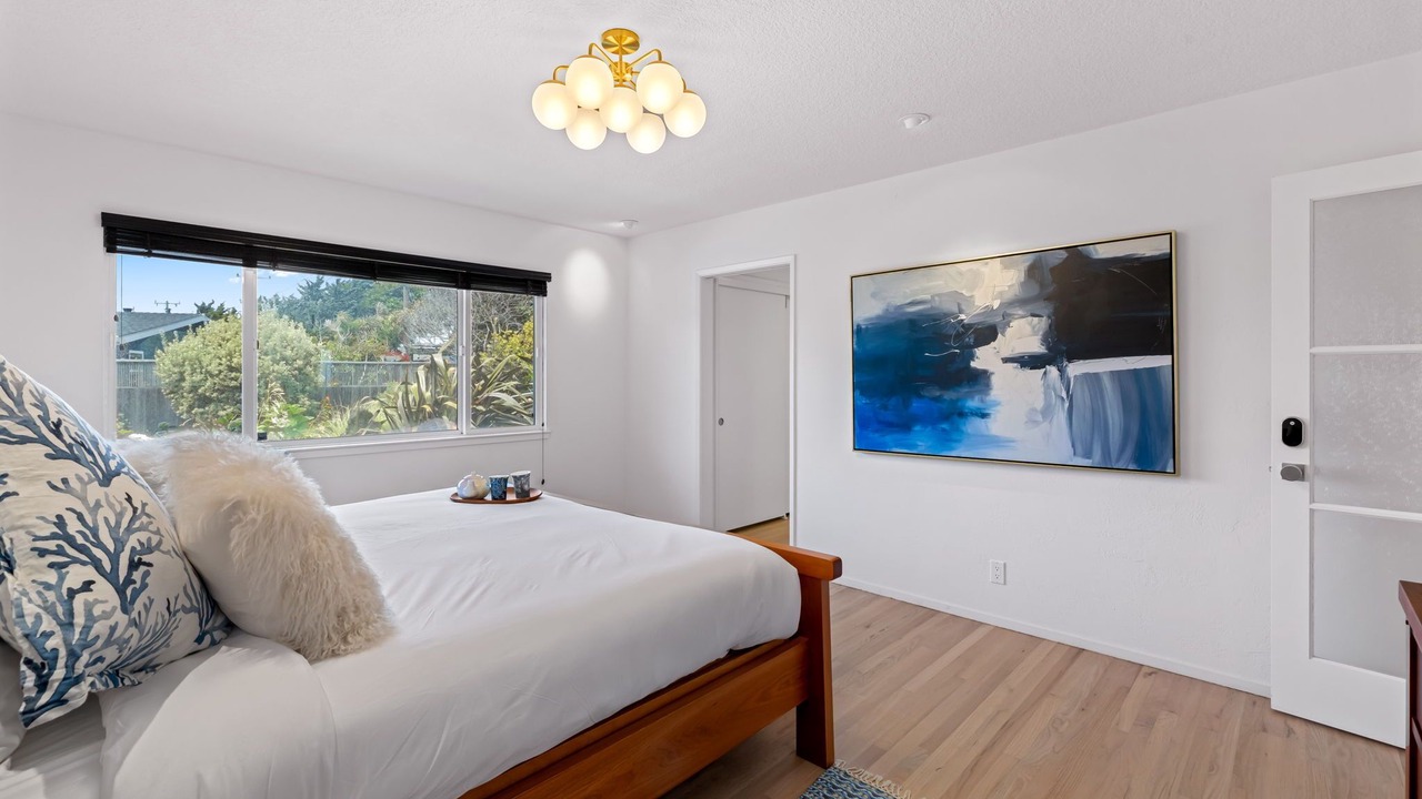 Photo of Bedroom in Westside Santa Cruz