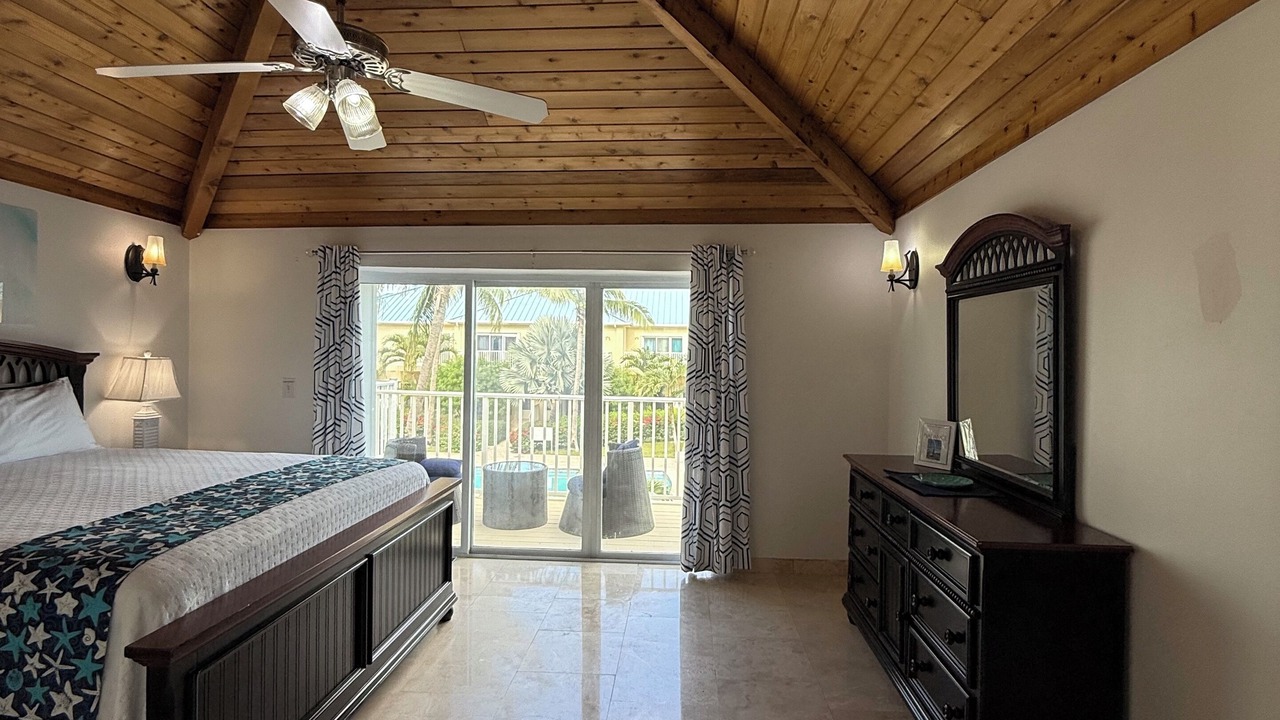Photo of Bedroom in Grace Bay Hills