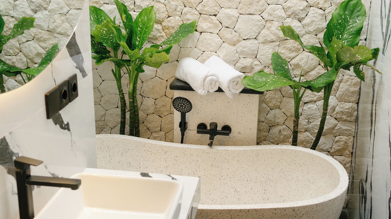 Photo of Bathroom in Padangsambian Klod
