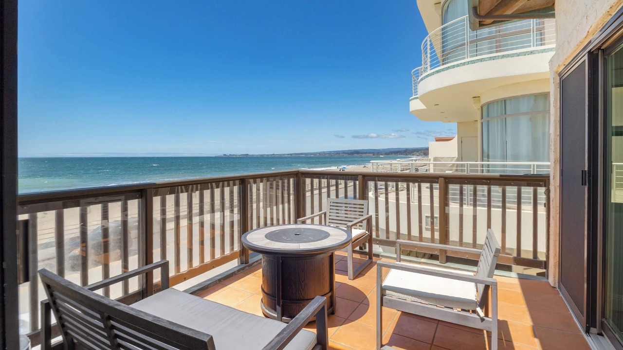 Photo of Patio Balcony in Rio del Mar