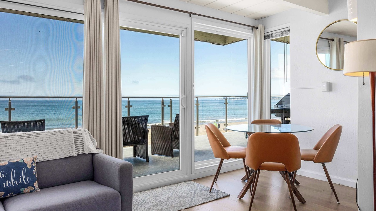 Photo of Livingroom in Rio del Mar