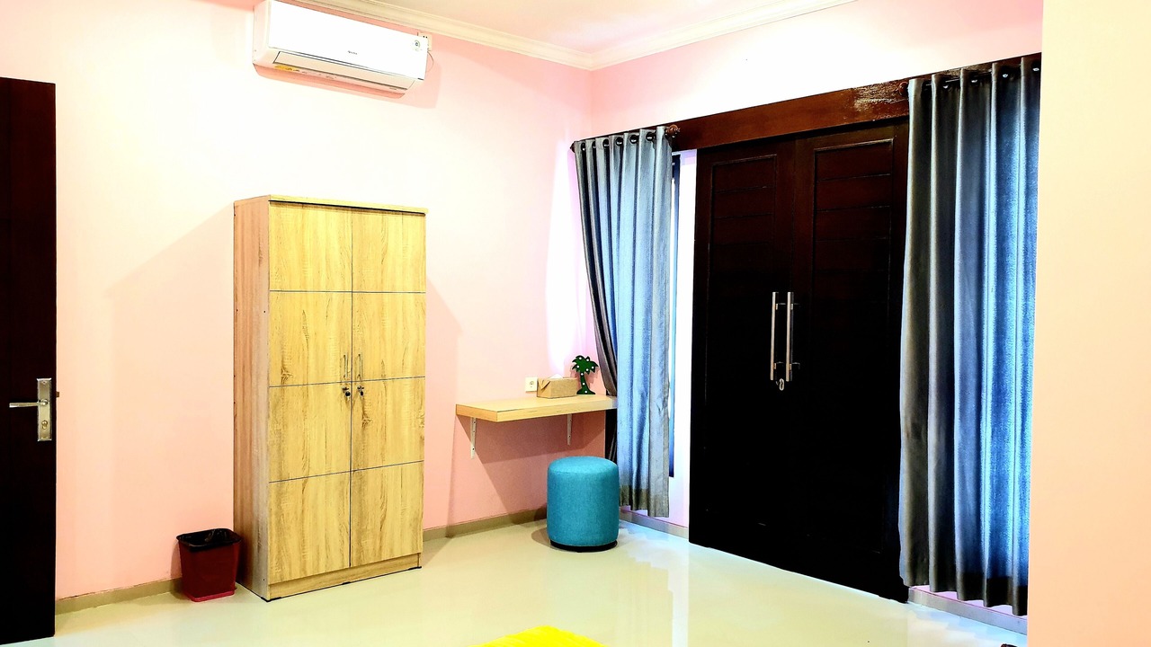 Photo of Bedroom in Mahendradatta