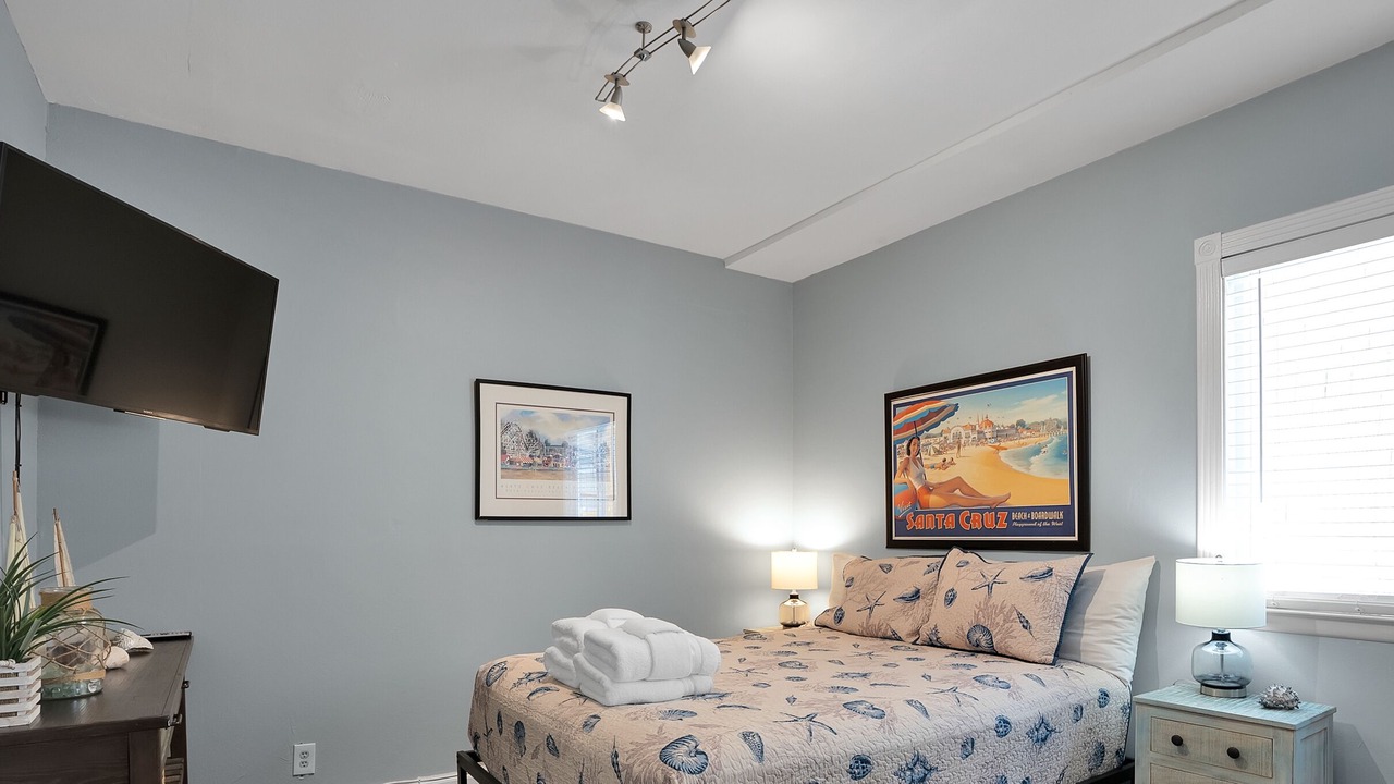 Photo of Bedroom in Eastside Santa Cruz