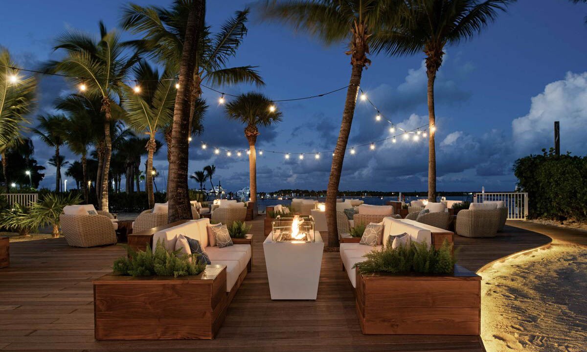Photo of Patio Balcony in Leeward Settlement