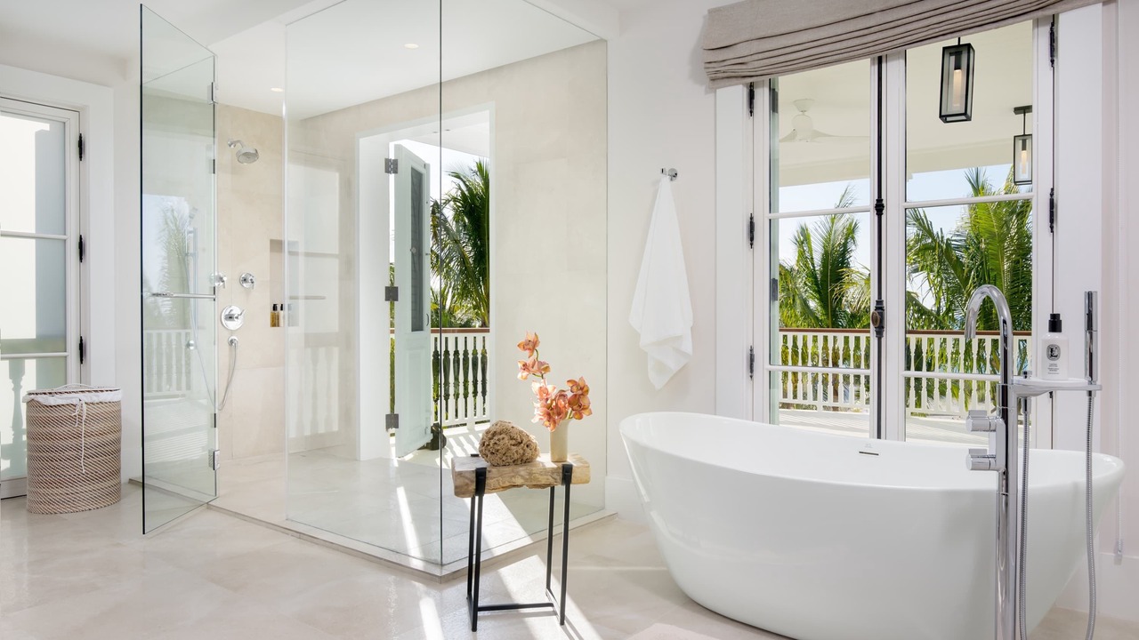 Photo of Bathroom in Leeward Settlement