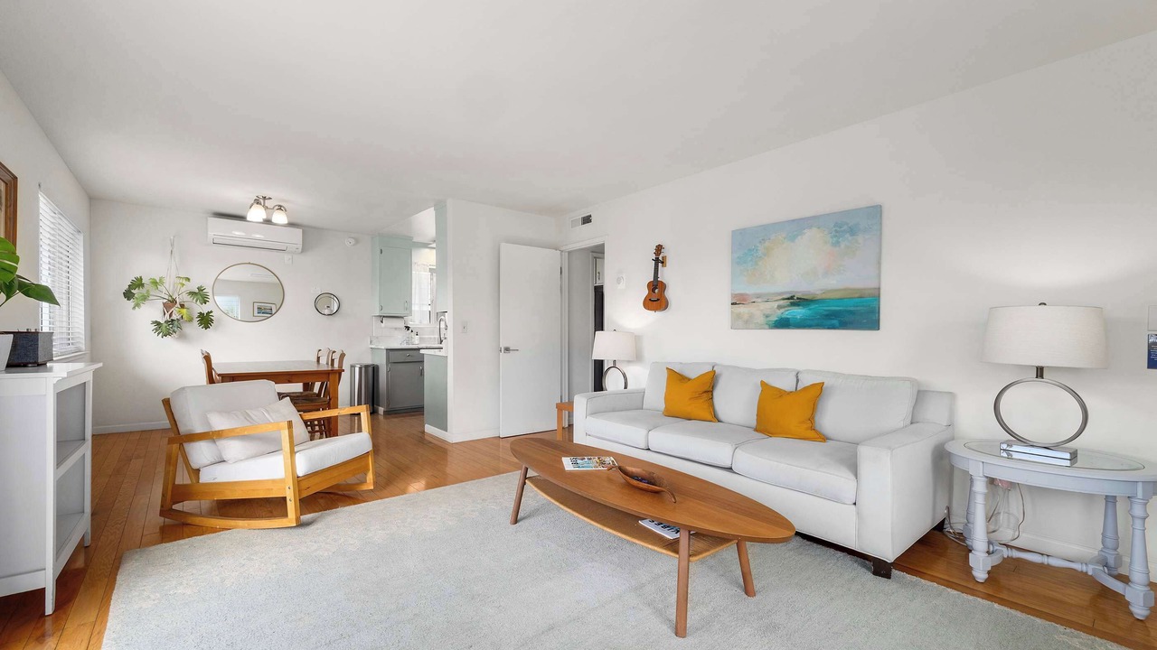 Photo of Livingroom in Seabright