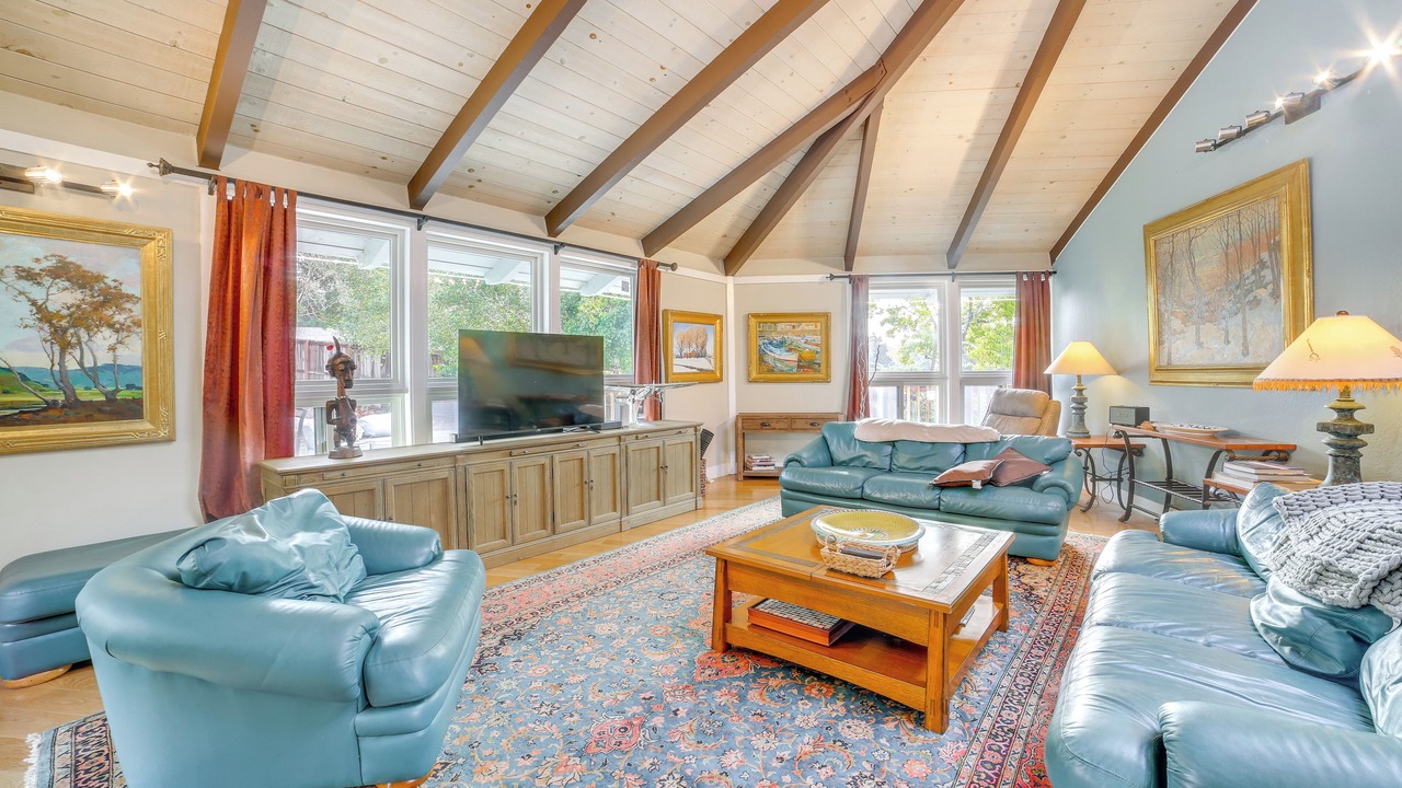 Photo of Livingroom in Aptos