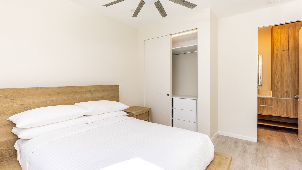 Photo of Bedroom in Leeward Settlement