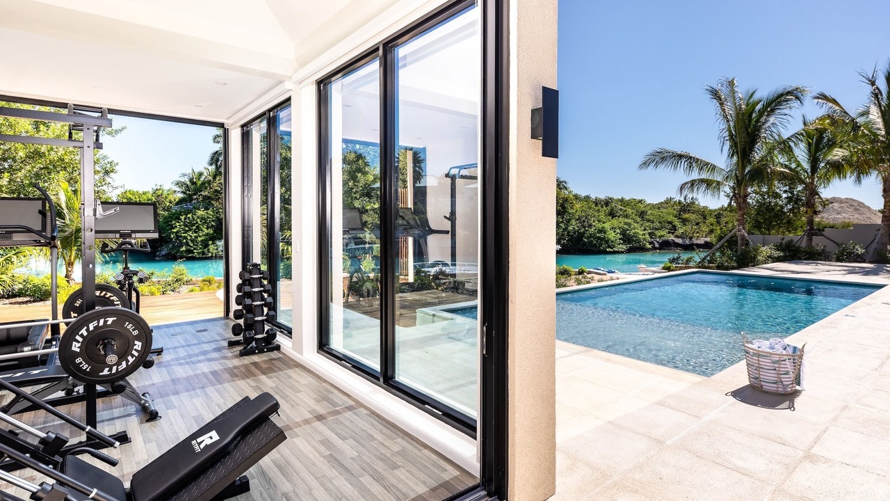 Photo of Outdoor in Leeward Settlement